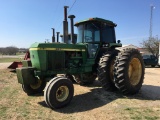 John Deere 4440 w/Duals & Cab & Air