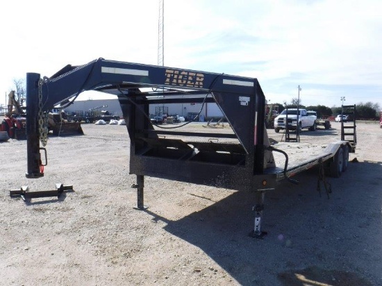 *2016 26'x102" Tiger Gooseneck Trailer