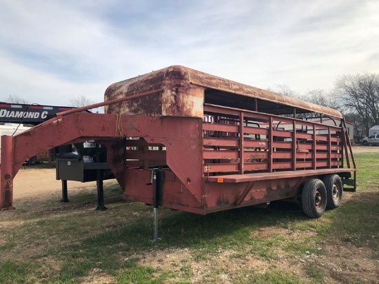 6x16 Gooseneck Livestock Trailer *NO TITLE*