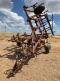 20shank Krause 3500 Chisel Plow