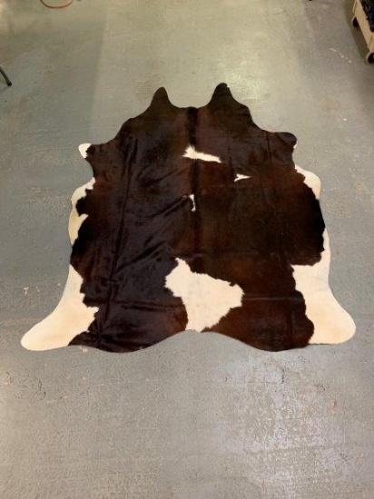 84"x70" Cowhide