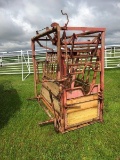 Cattle Squeeze Chute