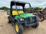 John Deere Gator