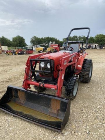 Massey Ferguson 1532 w/MFL100 Loader 4WD 540pto