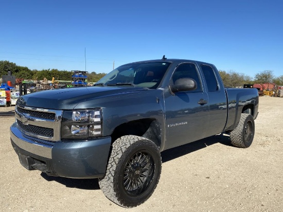 2007 Chevy Silverado Extended Cab