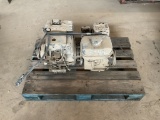 Lot of 2 Small Engines