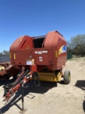 New Holland BR7060 Round Baler