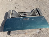 03-07 Dodge Tailgate and Air Gate