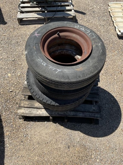 Set of 4 Tires and Rims 7-14.5MH