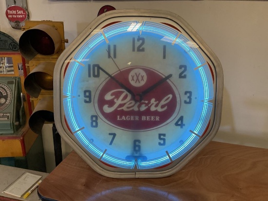 Vintage Pearl Lager Beer Neon Clock