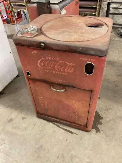 Vintage A23E Vendo Coca-Cola Spin Top Machine
