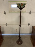 Deco Antique Pole Lamp w/Cherubs