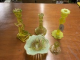 Lot of Vaseline Glass