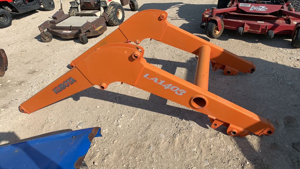 Kubota LA1403 Loader | Proxibid