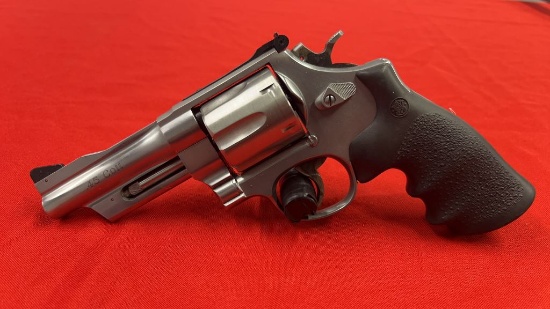 S&W M625-6 Mountain Gun 45 Colt Revolver