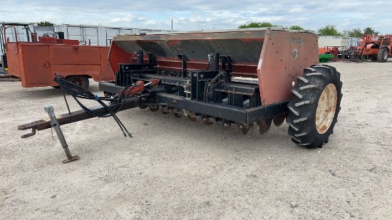 Lilliston 9680 No-Till Drill
