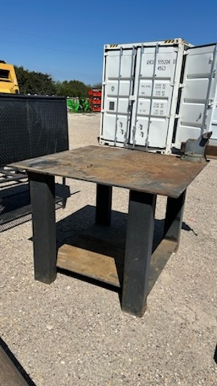 Metal Work Table w/Wilton Vise