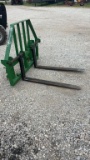 Armstrong Ag Quick Attach Pallet Forks
