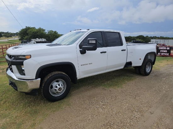 *2021 Chevrolet Silverado 3500HD Crew Dually Gas