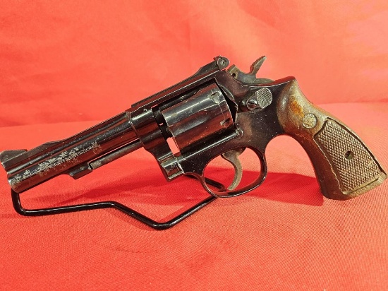 Smith & Wesson 15-4 Revolver .38S&W SN#88K4491