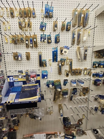 Section of NEW Assorted Faucet/Sink/Tub Parts