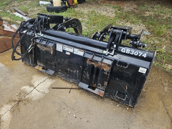 Kubota Skid Steer Grapple Bucket