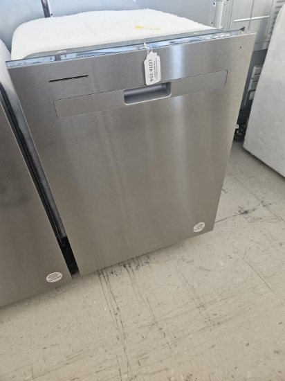 NEW Whirlpool Quiet Dishwasher with Boost Cycle an