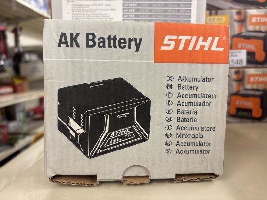 NEW Stihl AK10 Battery