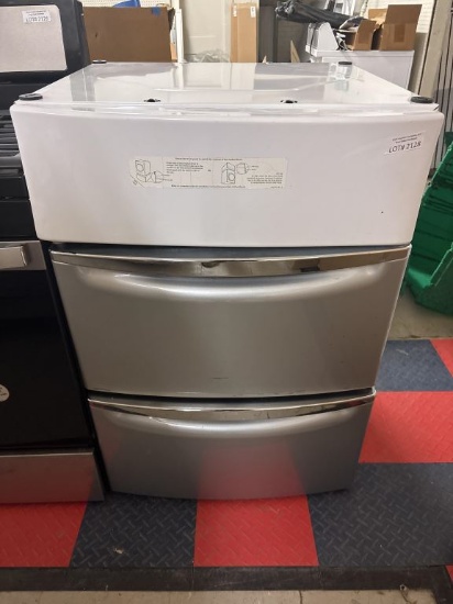 Lot of 3 Assorted Washer/Dryer Pedestals