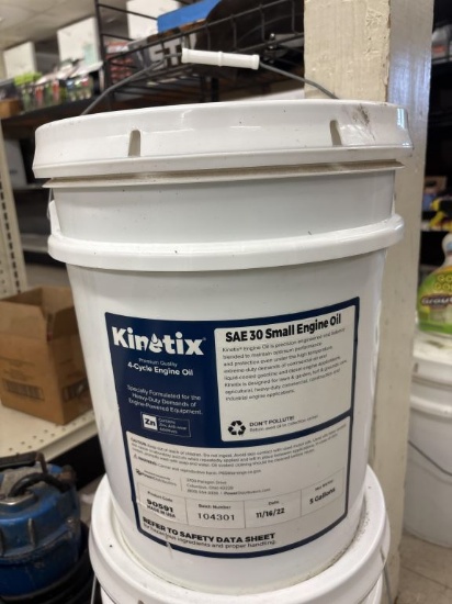 Lot of 2-5 Gallon Kinetix SAE 30 Small Engine Oil