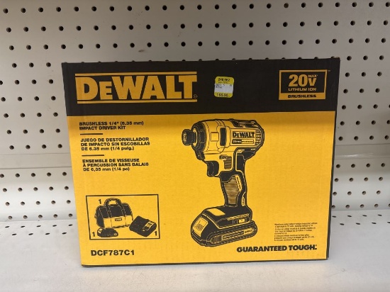 NEW Dewalt 20V MAX* Brushless Cordless Driver Kit