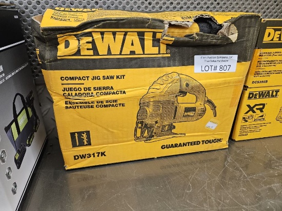 NEW Dewalt Compact Jig Saw Kit