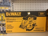 NEW Dewalt 20V MAX Cordless 6-1/2 in. Circular Saw