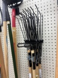 Lot of 6 NEW Greenthumb Shrub Rakes