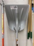 NEW True Temper #12 Poly Scoop