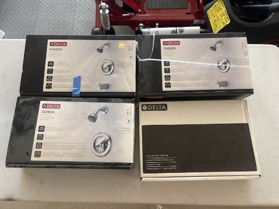 Lot of 4 NEW Delta Sink/Shower Faucets