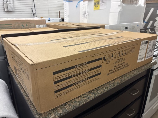 NEW KitchenAid 36 in. Radiant Electric Cooktop