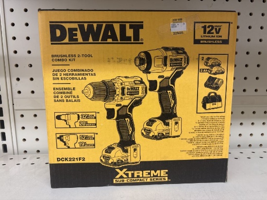 NEW DEWALT XTREME 12V MAX* Cordless Drill Kit