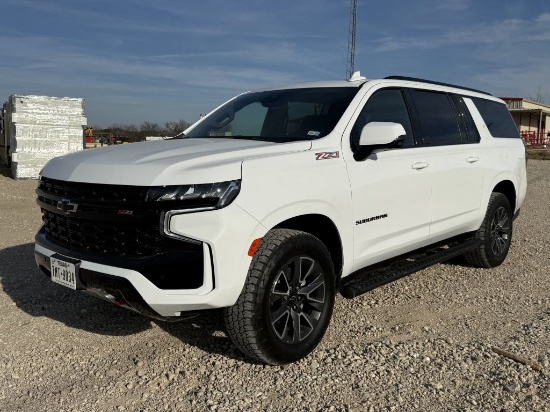 *2023 Chevrolet Suburban 4WD Z71