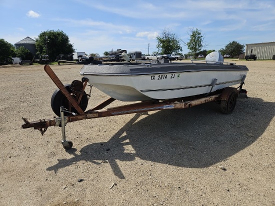 *1983 Arrow Glass 16' Boat w/Evinrude and Trailer