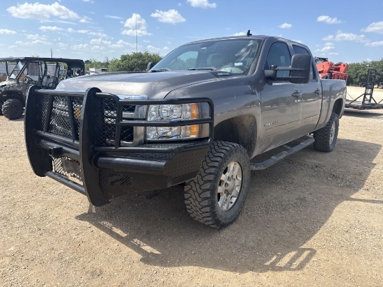 *2013 Chevrolet Silverado 4x4 Diesel