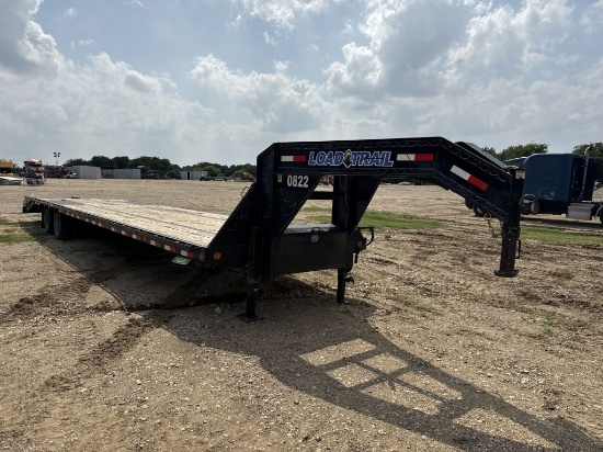 *2021 Load Trail T/D 40' GN Trailer w/Mega Ramps