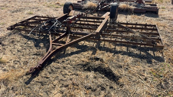 14' Drag Harrow w/Hydraulic Gauge Wheels