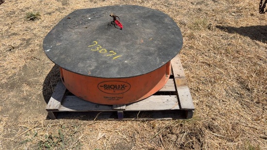 Livestock Nutrition Center Plastic Feed Trough