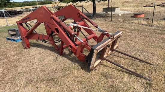 Great Bend GB860 Loader w/Quick Attach Bale Spike