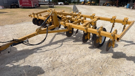 Hay King 14' Drag-type Pasture Renovator 12 Shank