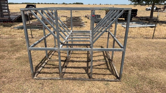 Round Bale Livestock Feeder