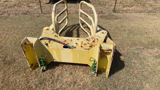 Bale Squeeze Attachment Hay