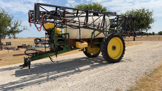 John Deere 80' Boom 1200 Gallon Sprayer