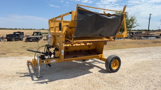 Vermeer Rebel BP5000 Self Load Hay Grinder